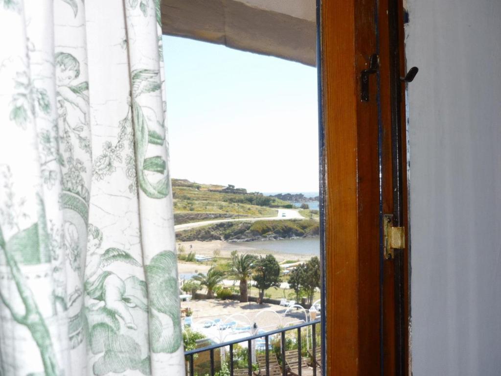 Hotel Port-Lligat Cadaques Bagian luar foto